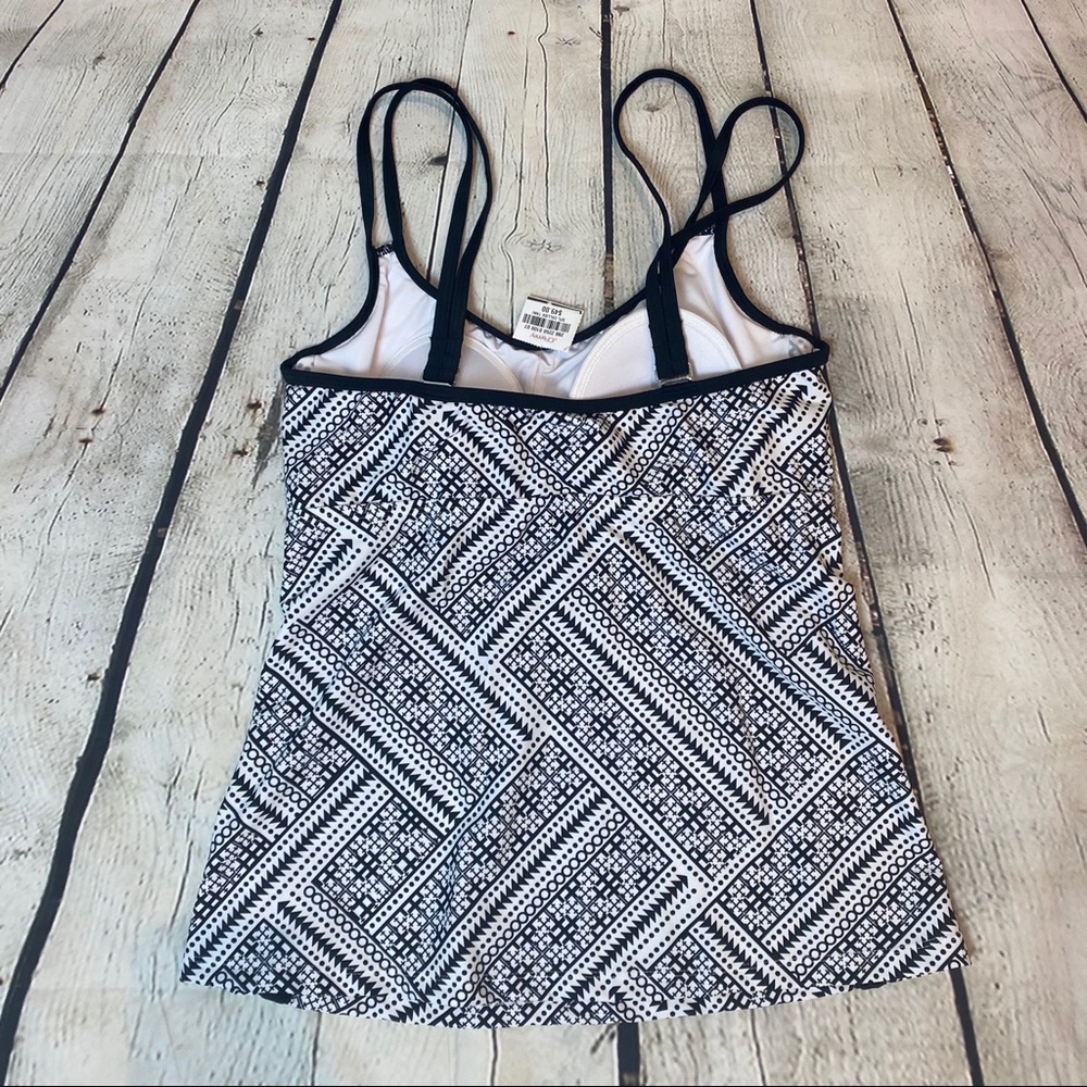 Splashletics Tankini Swim Top - Picture 2 of 8
